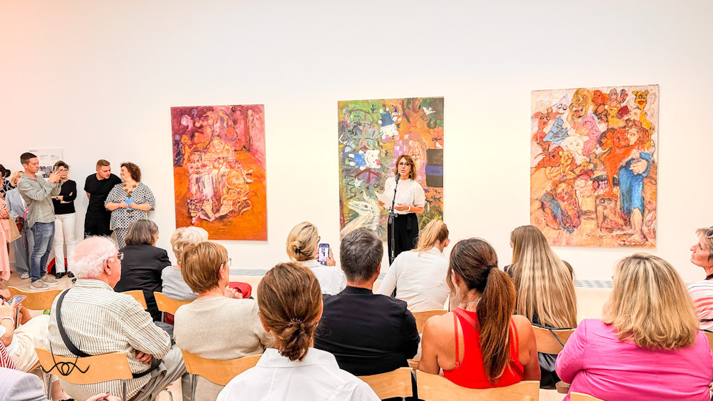 Kortárs művészet és traumaoldás: zacis gyerekek kiállítása a Ludwig Múzeumban