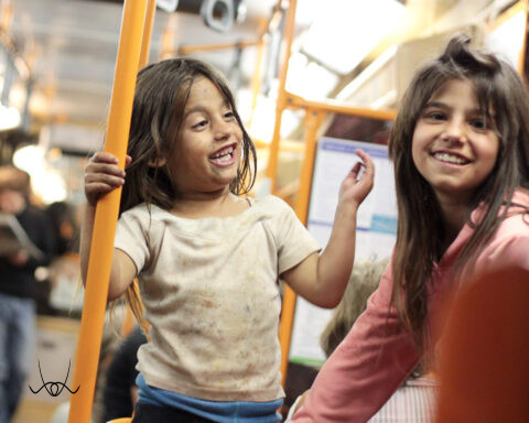 Napi 20 perc a villamoson zajló élet fókuszában